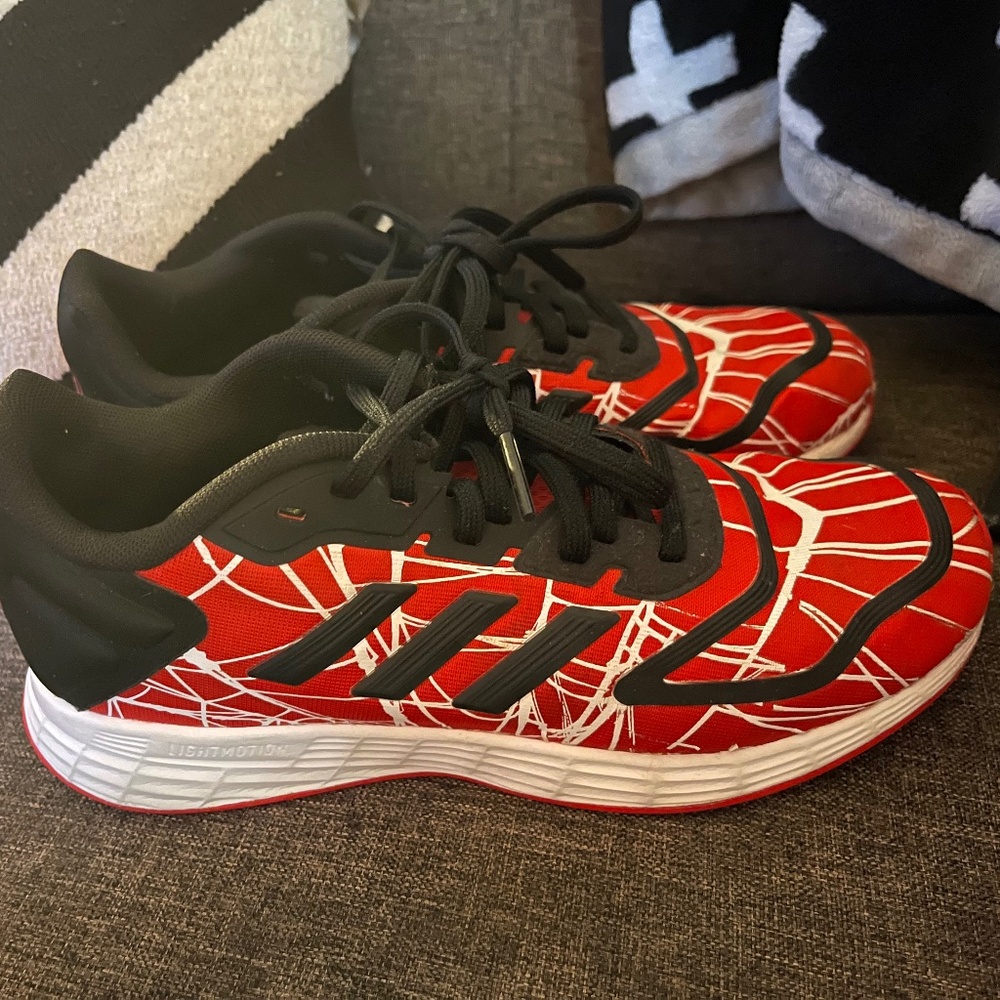 ADIDAS X MARVEL DURAMO 10 MILES MORALES LACE SHOE 3Y